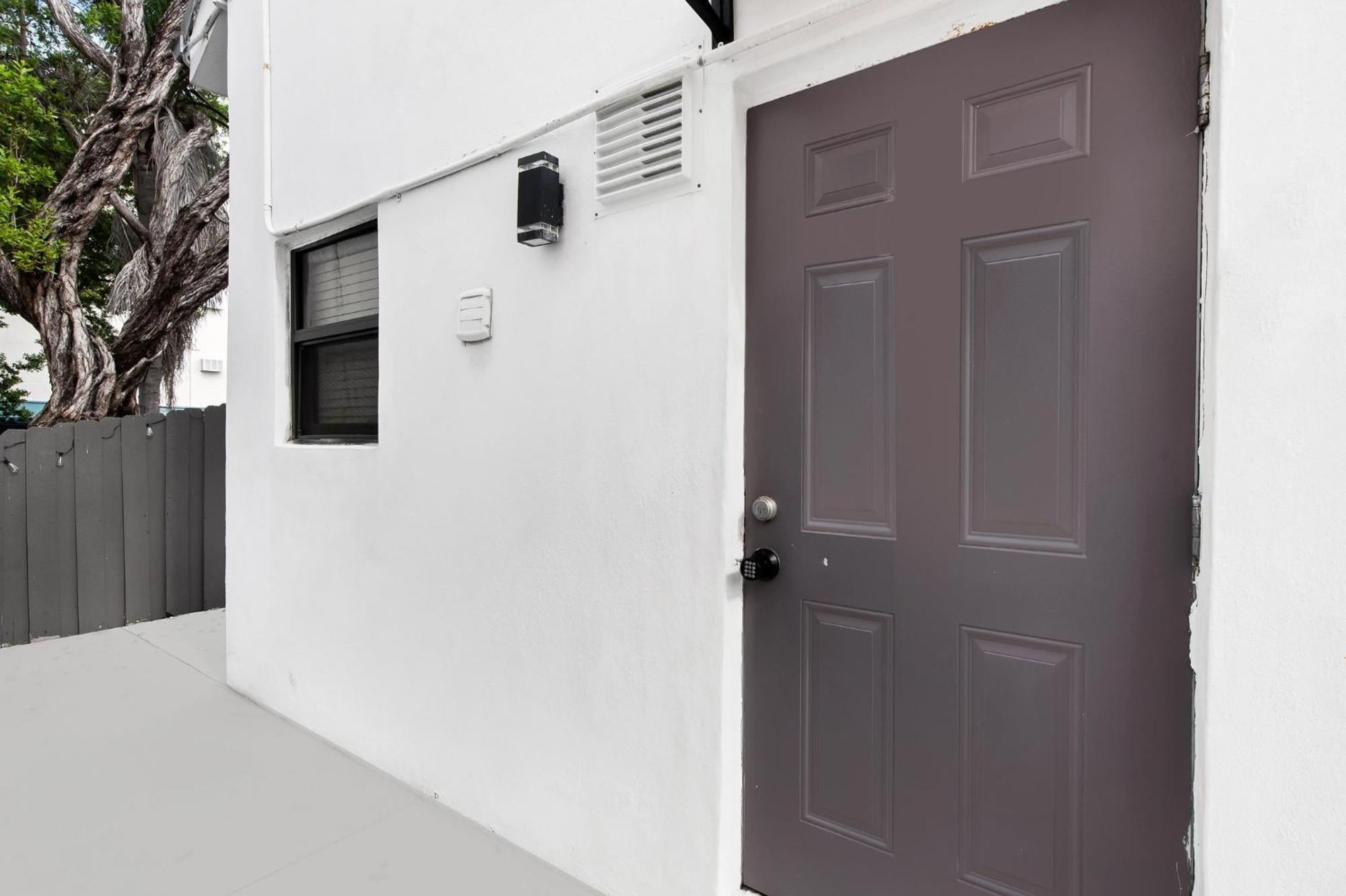 Oceanside Boutique Loft Apt Cozy Beach Unit # 7 Hollywood Exteriör bild