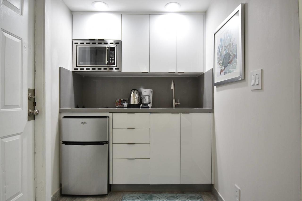 Oceanside Boutique Loft Apt Cozy Beach Unit # 7 Hollywood Exteriör bild